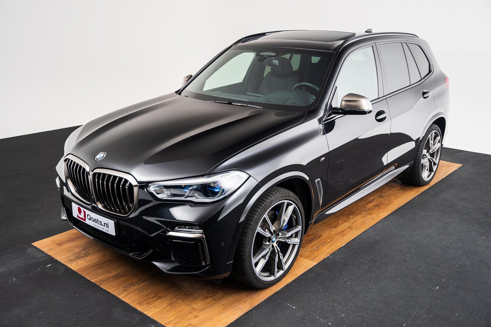 475 - Saphirschwarz.jpg