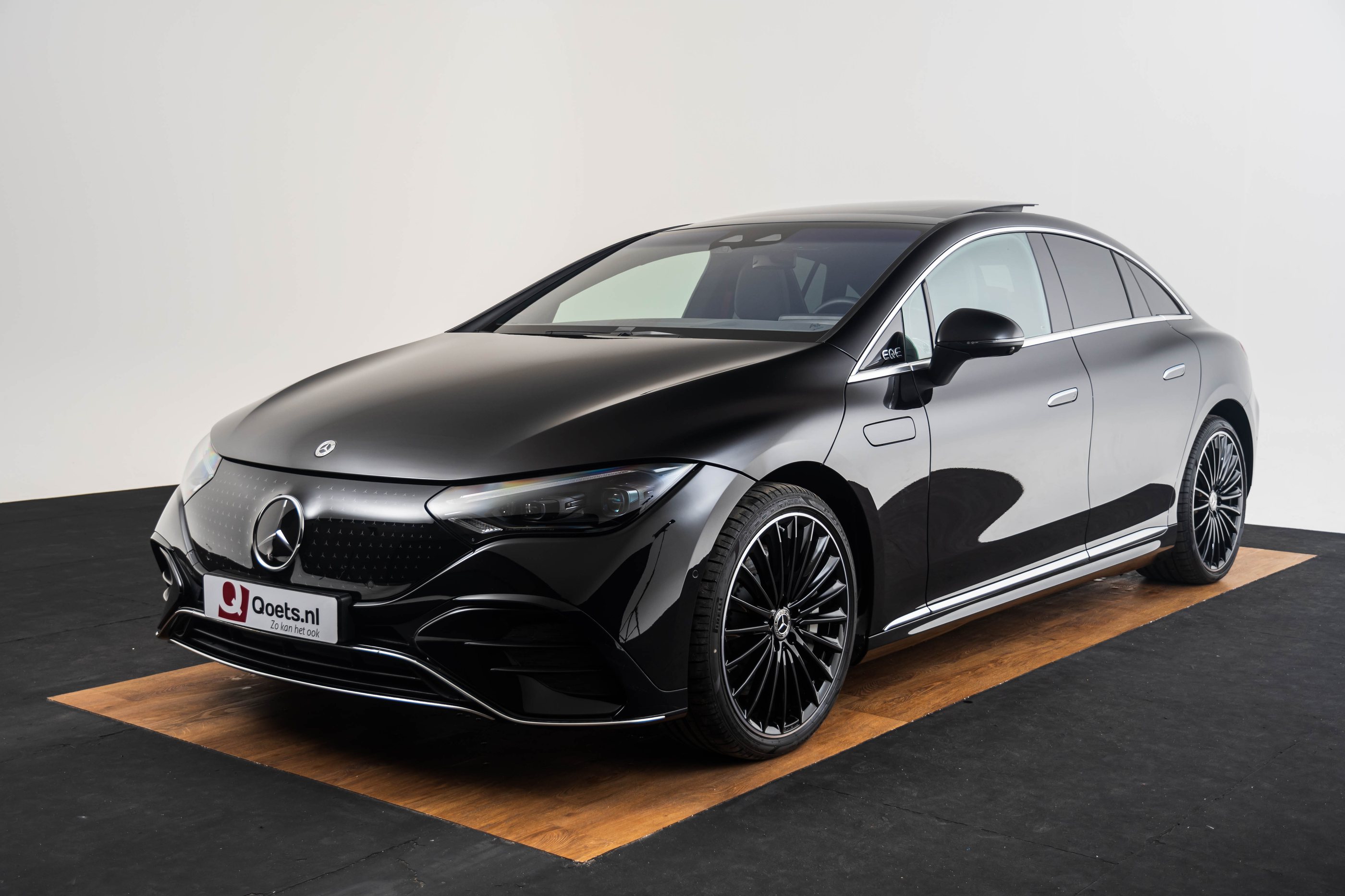 Mercedes EQE 2022-2023 Review