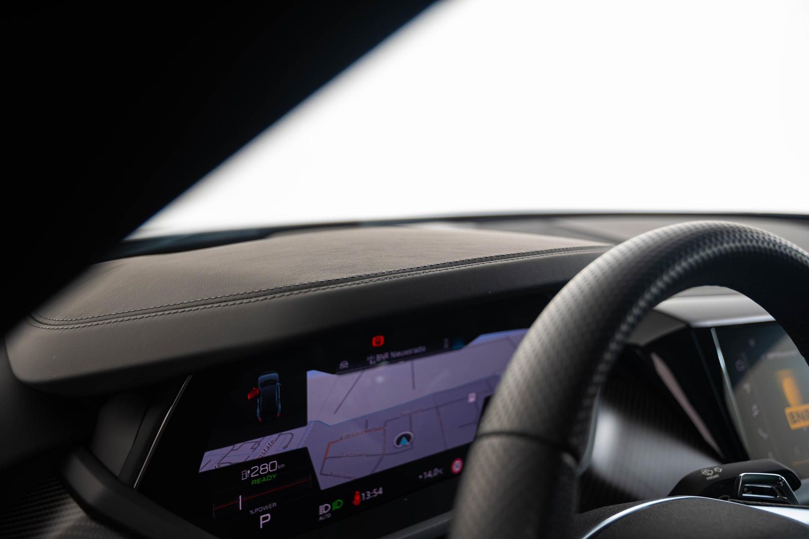 Audi e-tron GT quattro interieur 2e.jpg