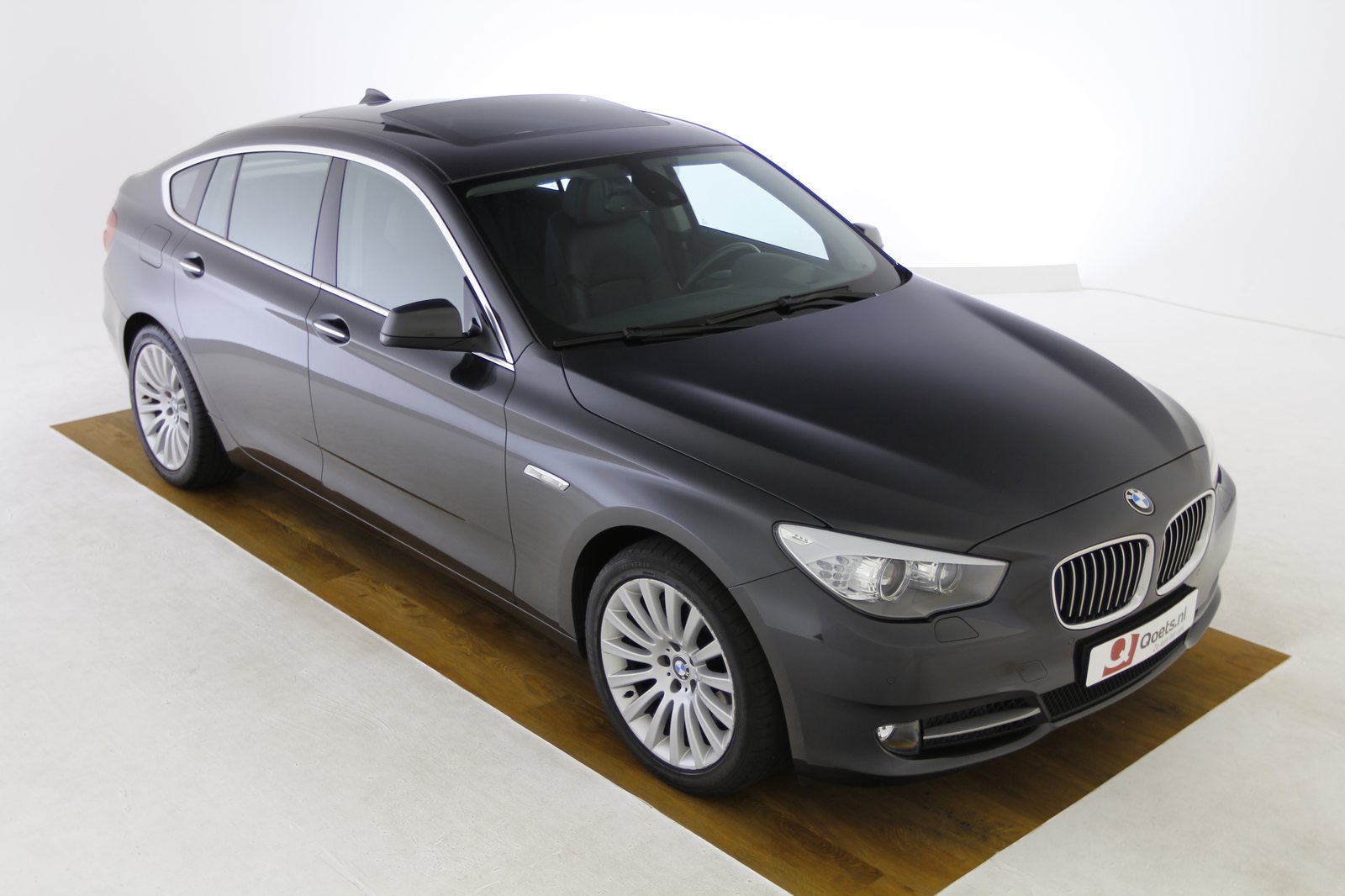 BMW - 530d Gran Turismo - C459058 - Teaser - Exterieur (9).JPG