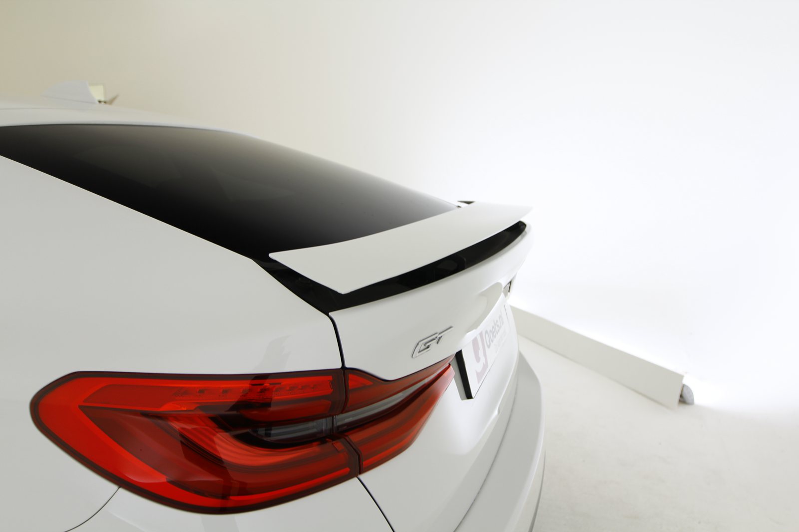 BMW - 640i Gran Turismo - BP83693 - Teaser - Exterieur (20).JPG