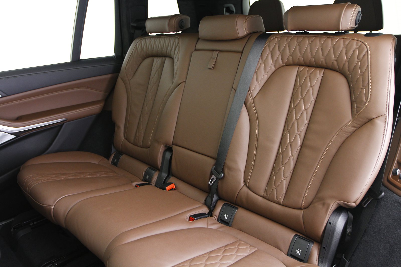 BMW - X7 xDrive40i - LS11682 - Teaser - Interieur (11).JPG