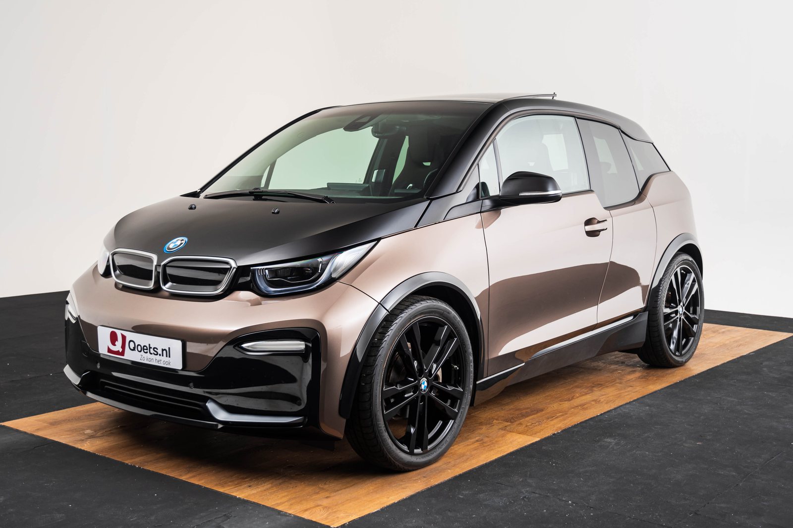 BMW - i3s 120Ah - 7E99356 - Teaser - Exterieur (1).jpg