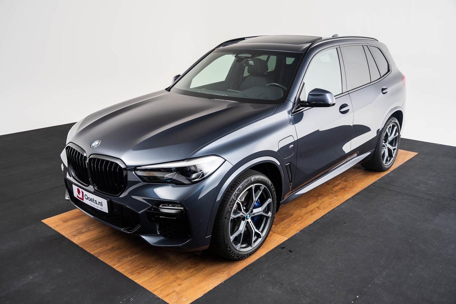 C27 - Articgrau metallic.jpg