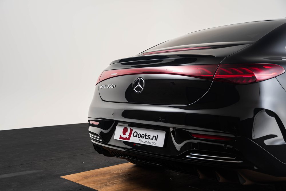 Mercedes EQE (1).jpg