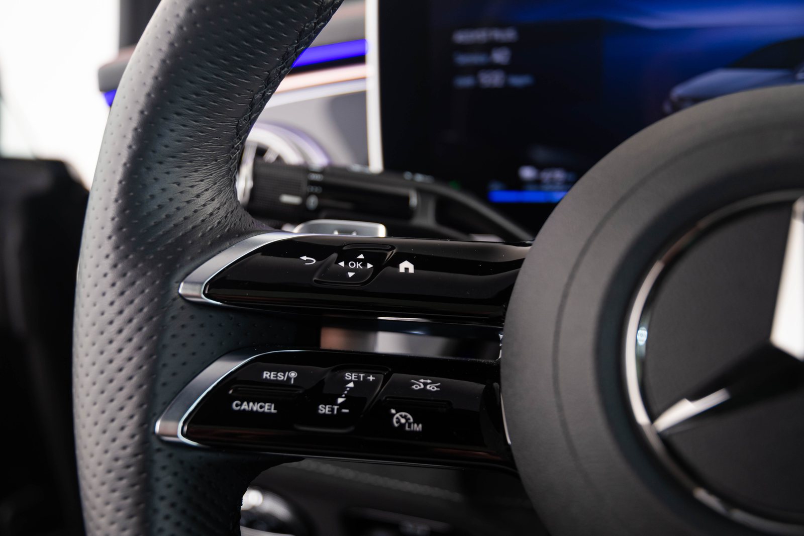 Mercedes EQE (4).jpg