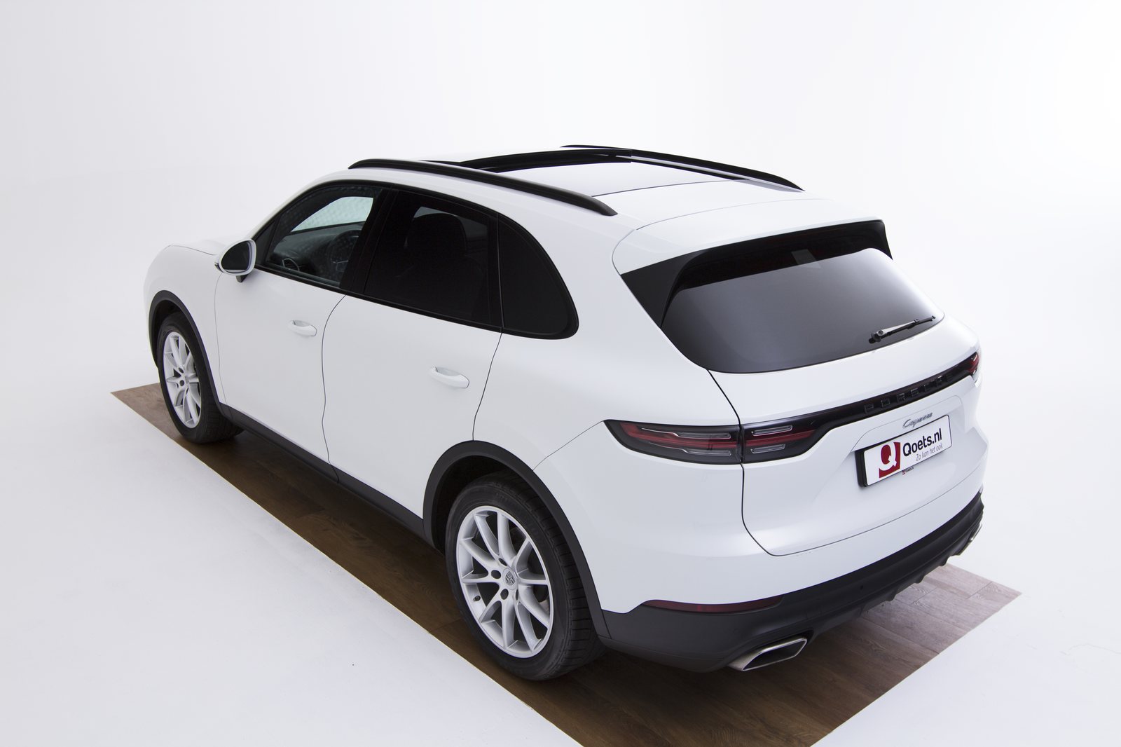 Porsche - Cayenne - DA36706 - Teaser - Exterieur (28).jpg