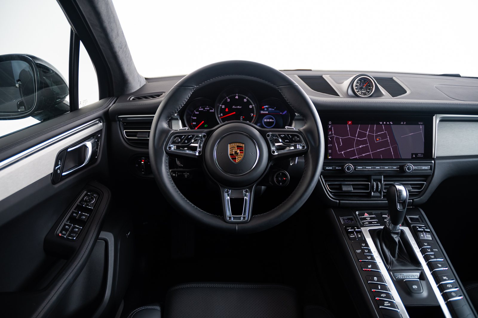 Porsche - Macan Turbo - LB71594 - Teaser - Interieur (3).jpg