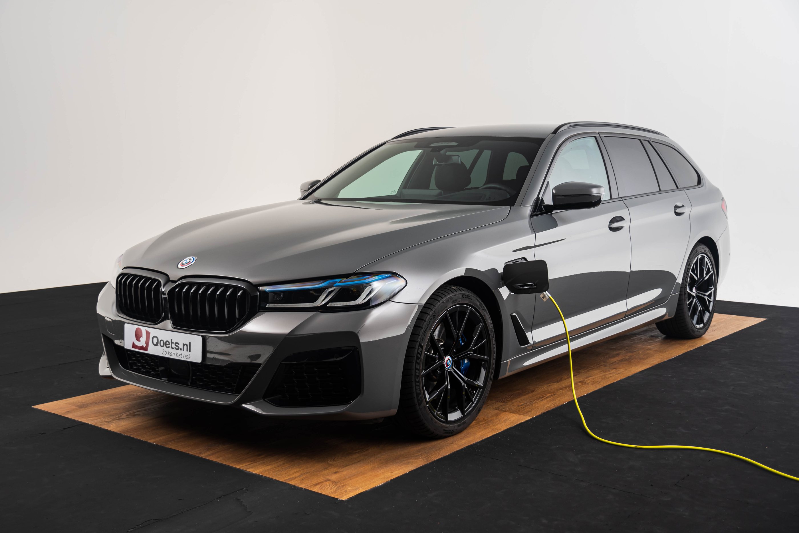 BMW 530e (xDrive) Sedan en Touring review